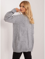 Šedý pletený sveter s ažurovými srdiečkami