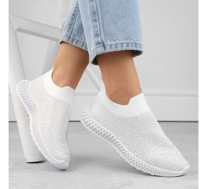 Športová obuv D&A W OLI257B slip-on s bielym zirkónom