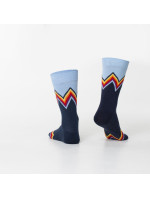Pánske tmavomodré ponožky s farebnými cikcakmi