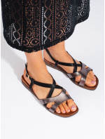 Pekné dámske sandále čierne s plochým podpätkom