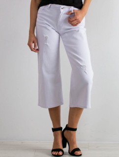 Roztrhané biele džínsy
