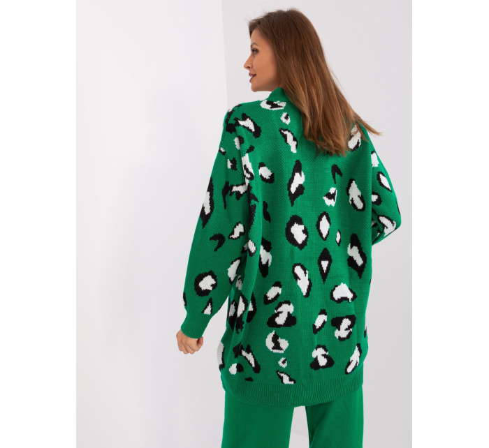 Zelený voľný sveter so zvieracím vzorom