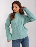Ľahký mätový pletený sveter s káblami