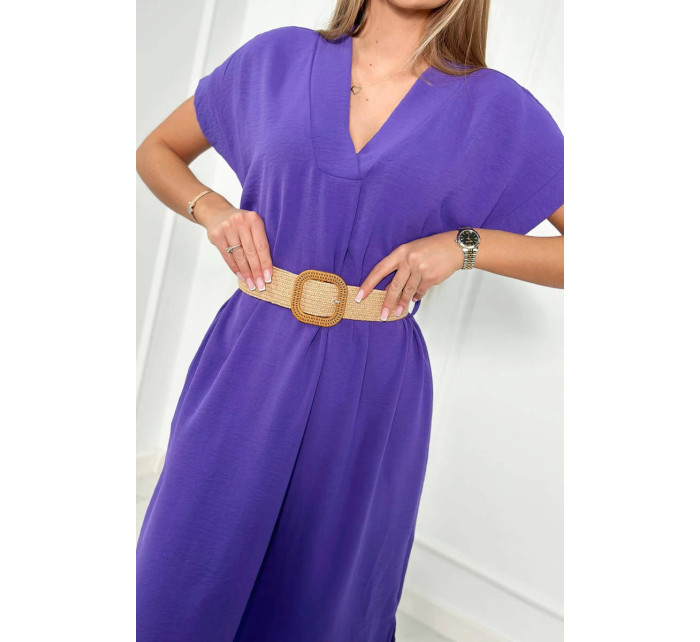 Šaty s ozdobným pásom tmavo fialové