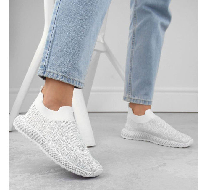 Športová obuv D&A W OLI257B slip-on s bielym zirkónom